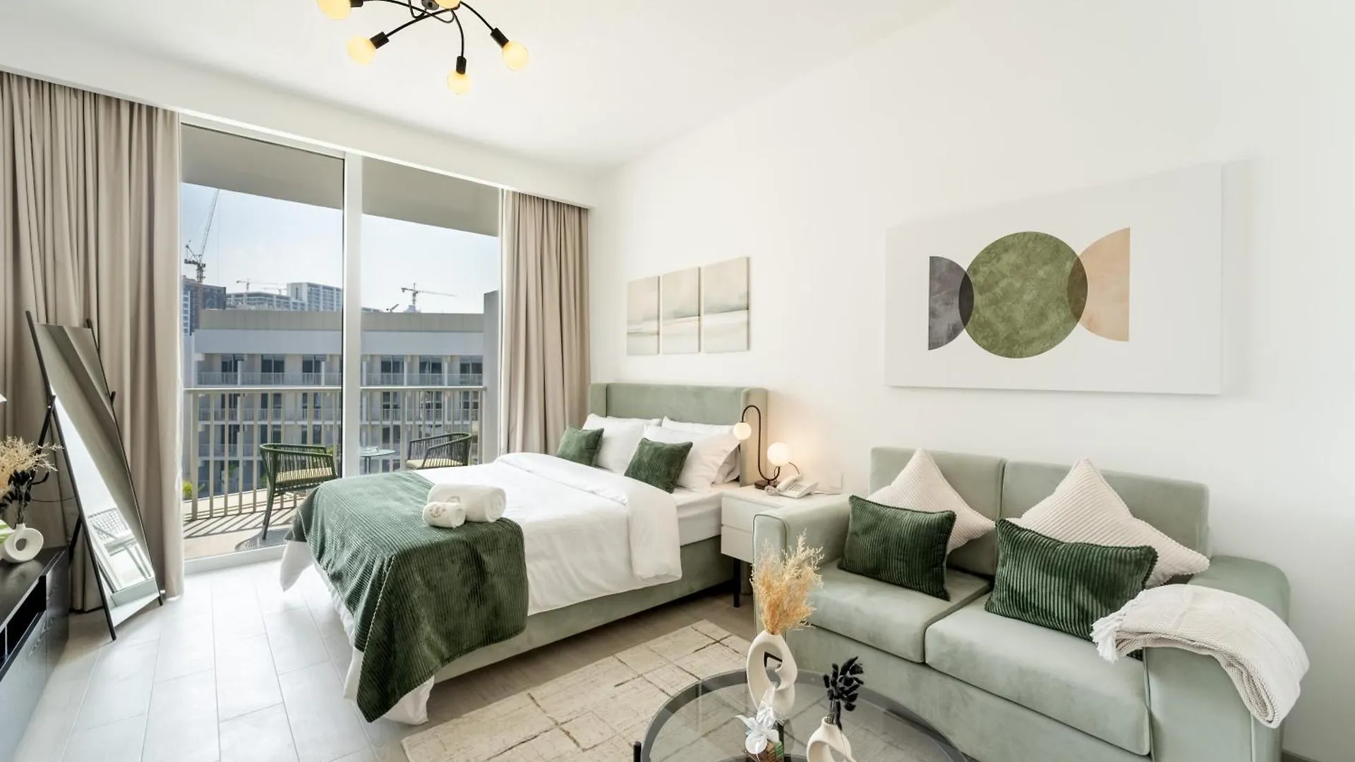 Art Of Modern Illumination Apartment Dubai